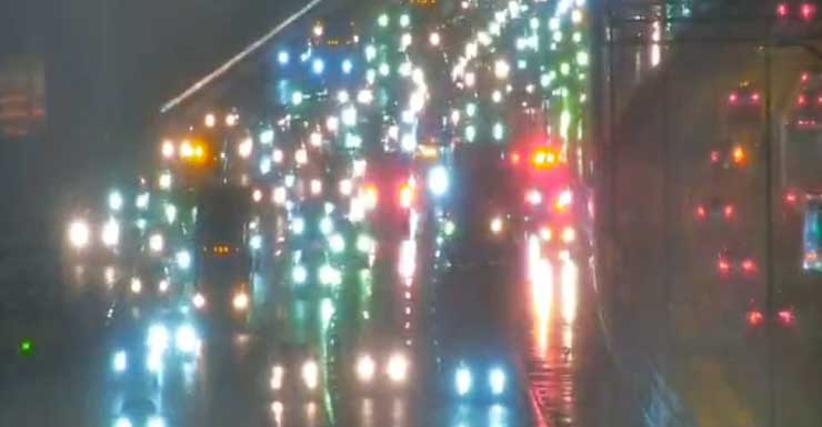 Acidente na I-95 Sul em West Palm Beach bloqueia faixas