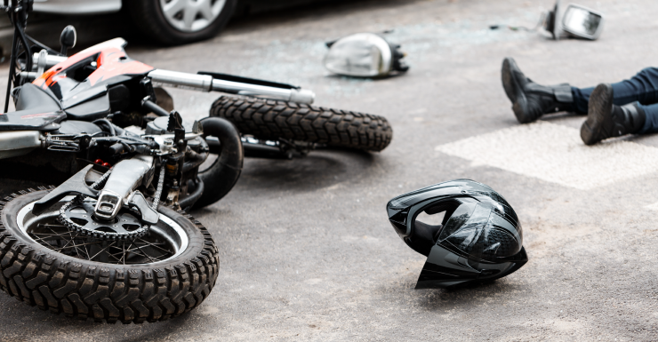 Dois mortos em colisão noturna envolvendo motocicleta e SUV na Imperial Pkwy, em Bonita Springs