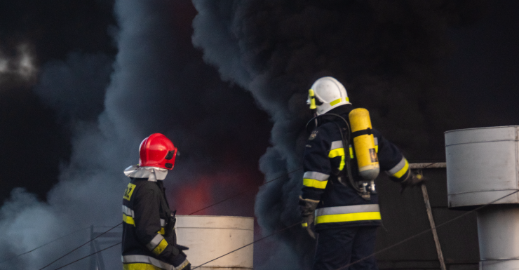 Família de cinco pessoas fica desabrigada após incêndio em casa móvel em Dunnellon