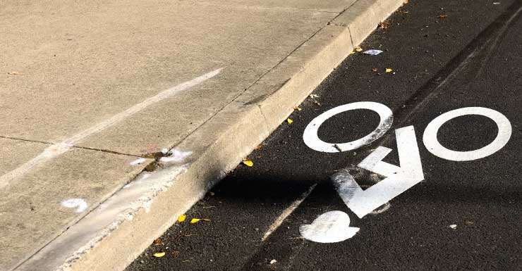7 ciclistas são atingidos por caminhonete em acidente no Condado de Volusia, diz FHP