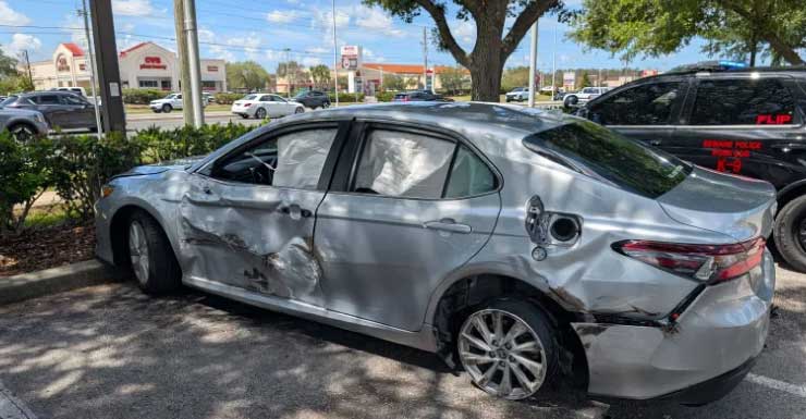 Motorista sob efeito de álcool causa colisão com fuga em Pasco County que deixou 1 morto e 2 gravemente feridos FHP
