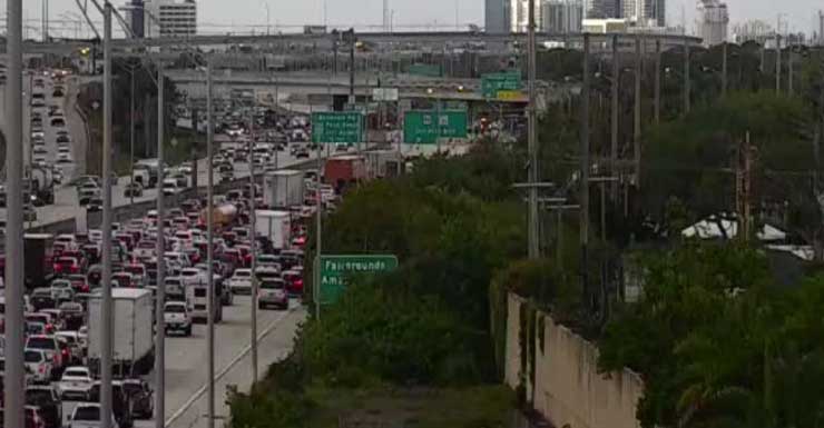 Todas as faixas são reabertas após acidente fatal na I-95 Norte perto da Southern Boulevard