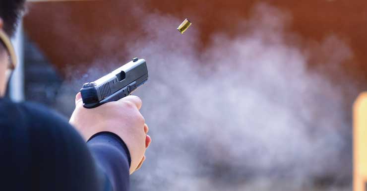 Homem é baleado várias vezes após apontar rifle para motorista na Norfolk Blvd., diz JSO