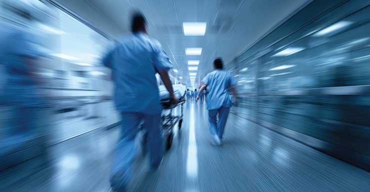 Homem é levado ao hospital após ser esfaqueado em Fort Lauderdale, dizem autoridades