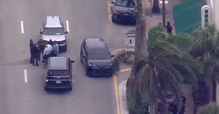 Homem em estado crítico após ser baleado em Miami Beach; investigação policial em andamento.