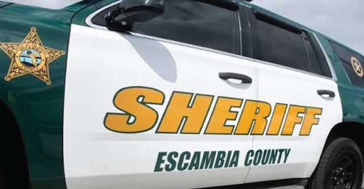 Delegados: Homem morre em acidente com trator no Condado de Escambia