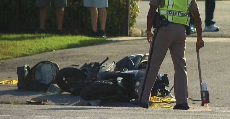 Homem de 35 anos, morador de Pensacola, morre após mobilete colidir com motocicleta no Condado de Escambia