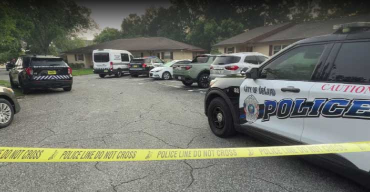 Irmã é presa após homem ser esfaqueado no peito em DeLand, diz polícia