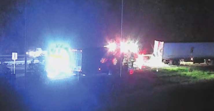 Motorista é levado de helicóptero após acidente interditar a I-95 no sentido sul, no Condado de Brevard