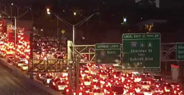 Pistas são reabertas na I-95 após acidente na Hollywood Boulevard