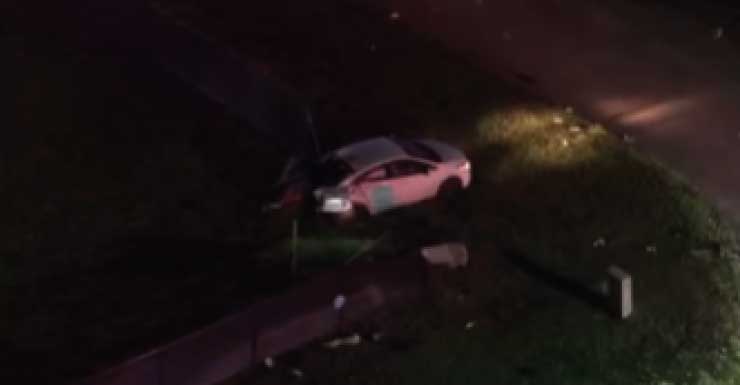 SUV do Xerife do Condado de Hendry capota após acidente na Montura Ave, deixando 1 pessoa ferida