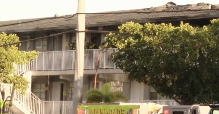 1 morto enquanto equipes controlam incêndio em apartamento no noroeste de Miami-Dade