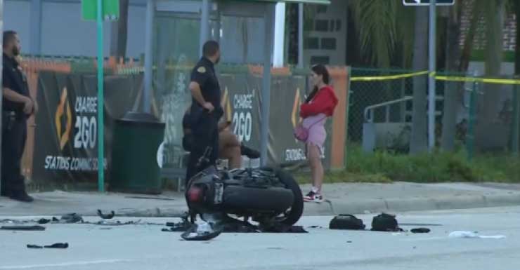 2 pessoas hospitalizadas após motocicleta e scooter colidirem em Miami