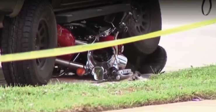 Acidente fatal de motocicleta em Marco Island reacende atenção à segurança e ao uso de capacetes