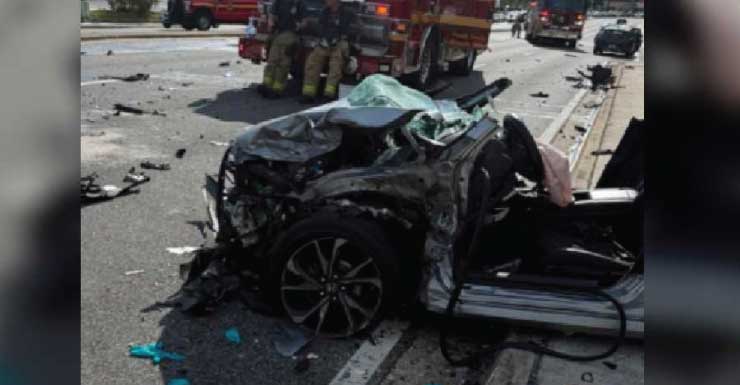 Casal de Orlando se casa em hospital após noivo ficar ferido em acidente a caminho do casamento