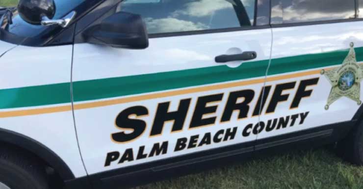 Duas pessoas morrem e suspeita de embriaguez em acidente de capotamento em alta velocidade em Boynton Beach