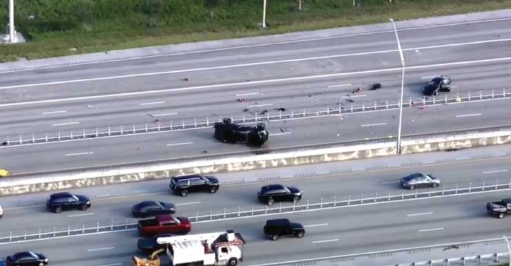 1 morto e 1 hospitalizado após acidente com capotamento na I-95, em Pompano Beach