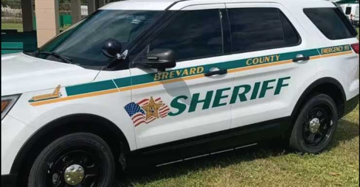 Agente do Gabinete do Xerife do Condado de Brevard morre em acidente com motorista na contramão enquanto se dirigia para atender a um tiroteio