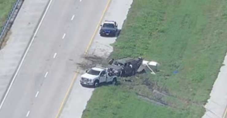 Duas pessoas são levadas a centro de trauma após capotamento na US 27